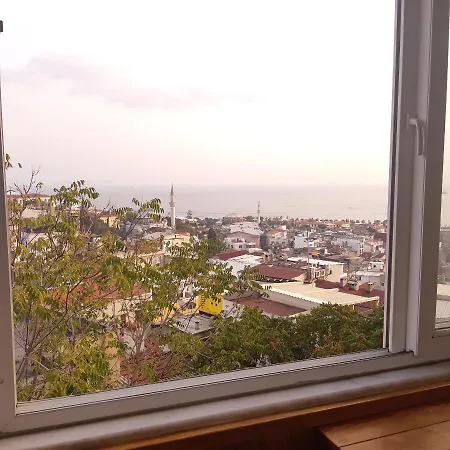 Appartement 3-bedrooms Sea View&balcony Istanboel